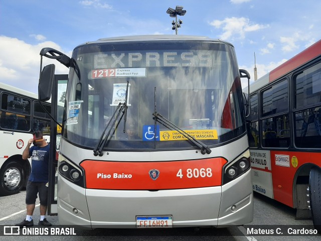 Express Transportes Urbanos Ltda 4 8068 na cidade de São Paulo, São Paulo, Brasil, por Mateus C.  Cardoso. Número da foto: #9588518.