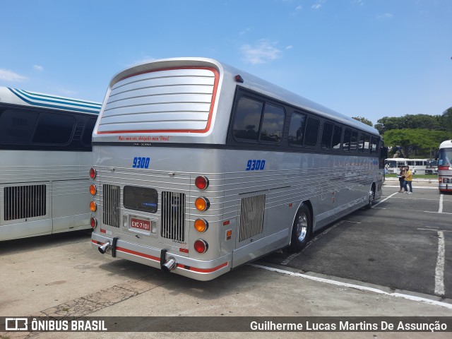 Brabus Transportes e Locadora de Veículos 9300 na cidade de São Paulo, São Paulo, Brasil, por Guilherme Lucas Martins De Assunção. Número da foto: #9586973.