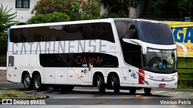 Auto Viação Catarinense 3702 na cidade de Joinville, Santa Catarina, Brasil, por Vinicius Petris. ID da foto: 9592052.