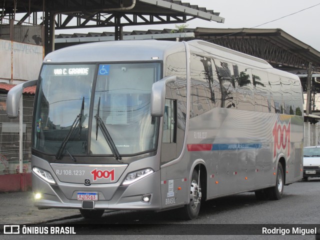 Auto Viação 1001 RJ 108.1237 na cidade de Rio de Janeiro, Rio de Janeiro, Brasil, por Rodrigo Miguel. Número da foto: #9591341.
