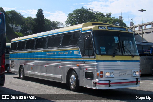 Ônibus Particulares 6952 na cidade de São Paulo, São Paulo, Brasil, por Diego Lip. ID da foto: 9590631.