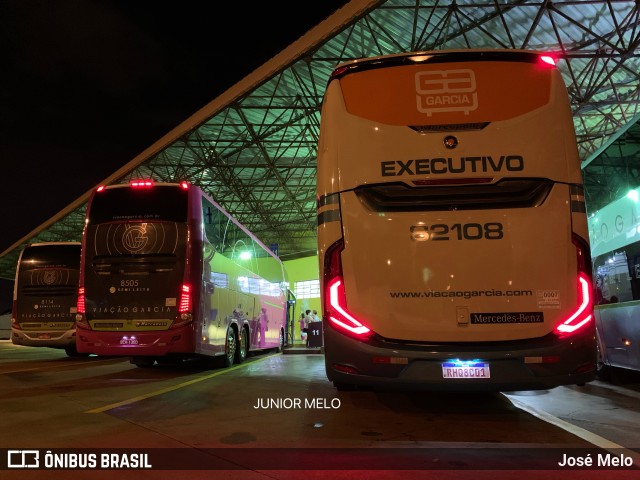 Viação Garcia 82108 na cidade de Maringá, Paraná, Brasil, por José Melo. Número da foto: #9593011.