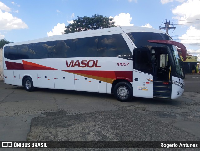 ViaSol Transportes Rodoviários 111057 na cidade de Araras, São Paulo, Brasil, por Rogerio Antunes. Número da foto: #9596290.