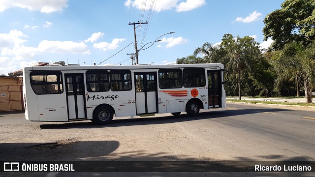 Viação Mirage 7040 na cidade de Itapira, São Paulo, Brasil, por Ricardo Luciano. ID da foto: 9594219.