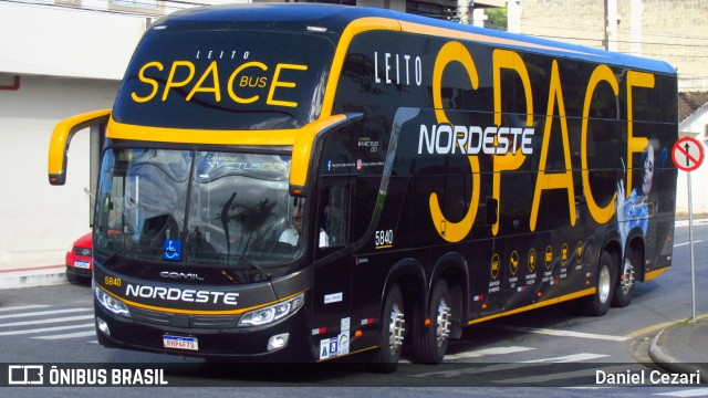 Expresso Nordeste 5840 na cidade de Balneário Camboriú, Santa Catarina, Brasil, por Daniel Cezari. Número da foto: #9594110.