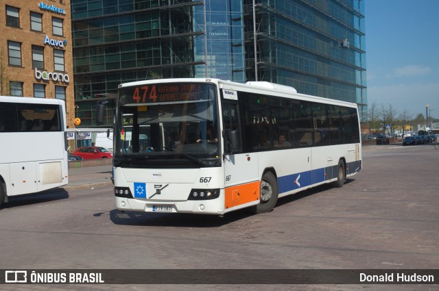 Nobina 667 na cidade de Helsinki, Uusimaa, Finlândia, por Donald Hudson. Número da foto: #9593798.