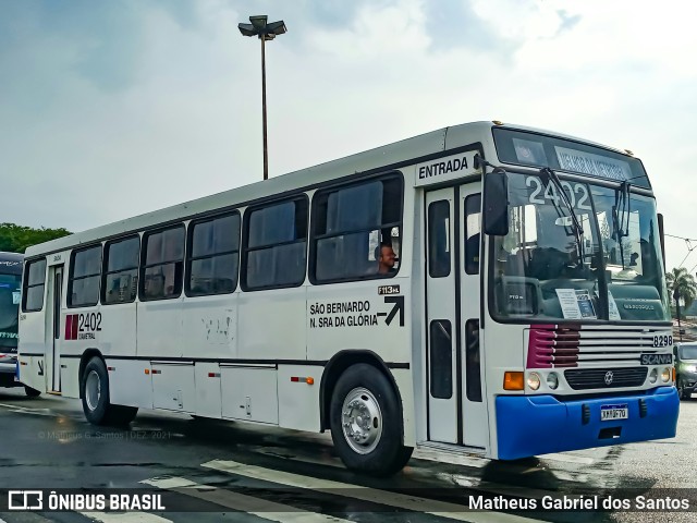 Ônibus Particulares 8298 na cidade de São Paulo, São Paulo, Brasil, por Matheus Gabriel dos Santos. ID da foto: 9596638.