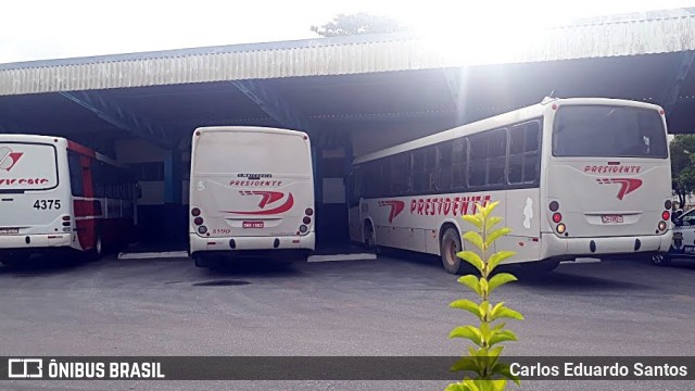 Viação Presidente 8590 na cidade de São João del Rei, Minas Gerais, Brasil, por Carlos Eduardo Santos. ID da foto: 9593323.