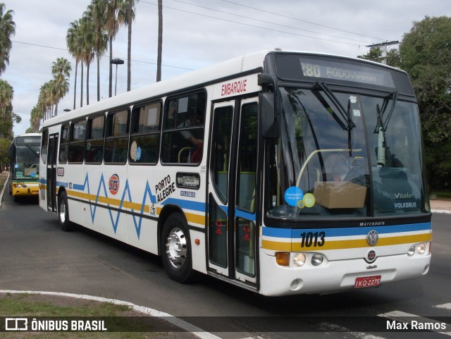 Trevo Transportes Coletivos 1013 na cidade de Porto Alegre, Rio Grande do Sul, Brasil, por Max Ramos. ID da foto: 9596237.