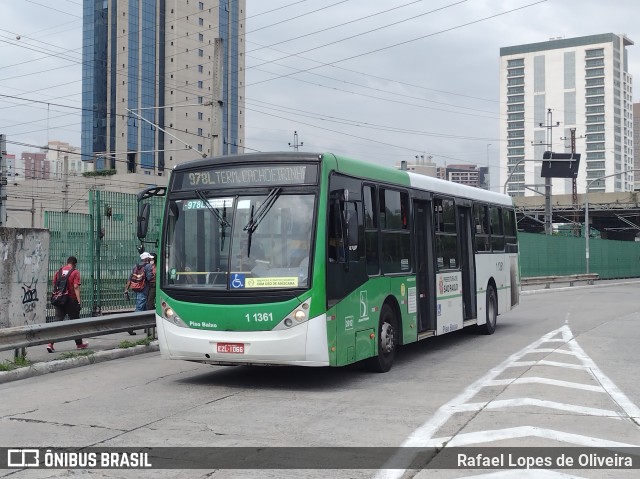 Viação Santa Brígida 1 1361 na cidade de São Paulo, São Paulo, Brasil, por Rafael Lopes de Oliveira. Número da foto: #9599056.