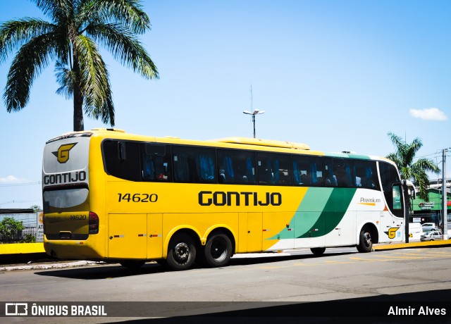 Empresa Gontijo de Transportes 14620 na cidade de Londrina, Paraná, Brasil, por Almir Alves. ID da foto: 9599942.