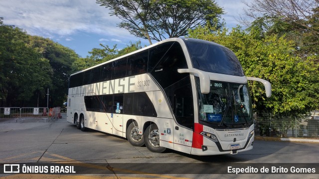 Auto Viação Catarinense 321302 na cidade de São Paulo, São Paulo, Brasil, por Espedito de Brito Gomes. Número da foto: #9598012.