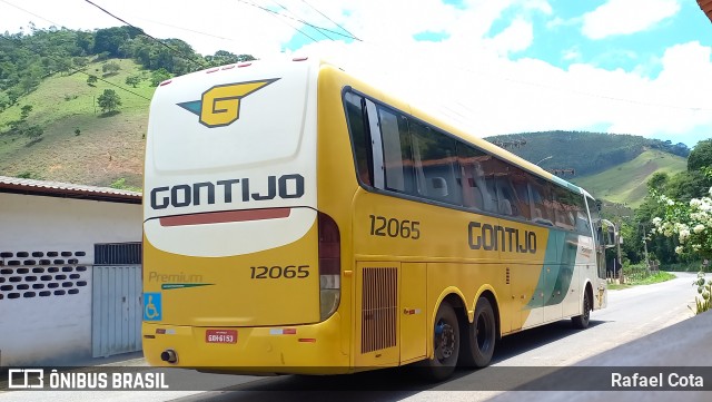 Empresa Gontijo de Transportes 12065 na cidade de Dom Silvério, Minas Gerais, Brasil, por Rafael Cota. ID da foto: 9601926.