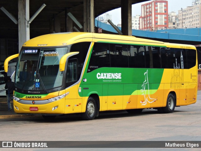 Expresso Caxiense 7093 na cidade de Porto Alegre, Rio Grande do Sul, Brasil, por Matheus Etges. ID da foto: 9602983.