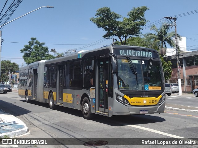 Viação Metrópole Paulista - Zona Leste 3 2504 na cidade de São Paulo, São Paulo, Brasil, por Rafael Lopes de Oliveira. Número da foto: #9604494.