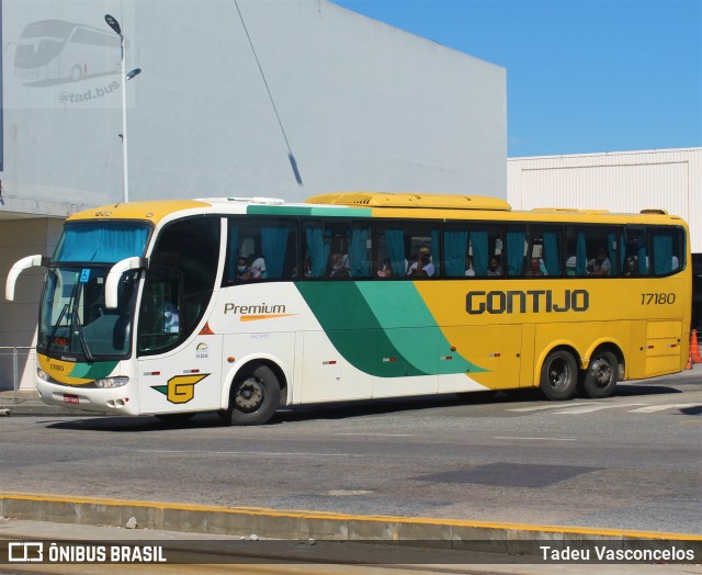 Empresa Gontijo de Transportes 17180 na cidade de Rio de Janeiro, Rio de Janeiro, Brasil, por Tadeu Vasconcelos. ID da foto: 9520643.