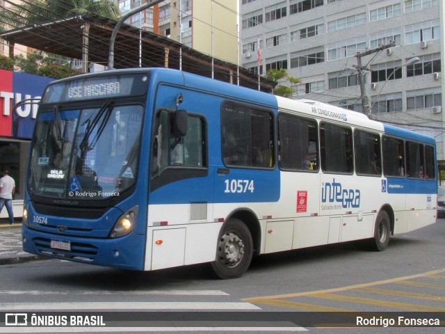 Concessionária Salvador Norte - CSN Transportes 10574 na cidade de Salvador, Bahia, Brasil, por Rodrigo Fonseca. ID da foto: 9605106.