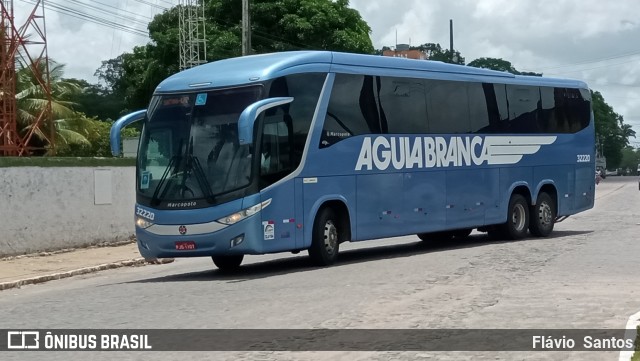 Viação Águia Branca 32320 na cidade de Cruz das Almas, Bahia, Brasil, por Flávio  Santos. Número da foto: #9611357.