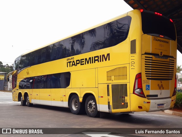 Viação Itapemirim 17011 na cidade de Embu das Artes, São Paulo, Brasil, por Luis Fernando Santos. Número da foto: #9523534.