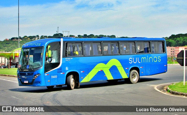 Viação Sul Minas 70420 na cidade de Alfenas, Minas Gerais, Brasil, por Lucas Elson de Oliveira. ID da foto: 9527396.