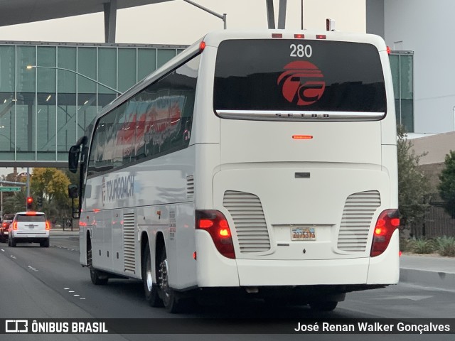 Tourcoach 280 na cidade de Las Vegas, Nevada, Estados Unidos, por José Renan Walker Gonçalves. ID da foto: 9532681.