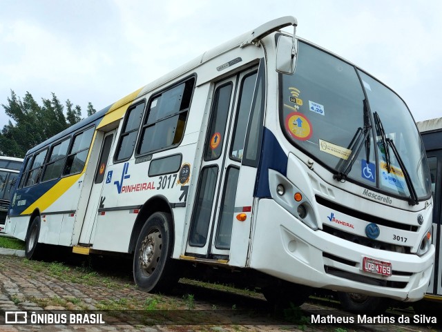 Viação Pinheiral 3017 na cidade de Volta Redonda, Rio de Janeiro, Brasil, por Matheus Martins da Silva. Número da foto: #9531758.