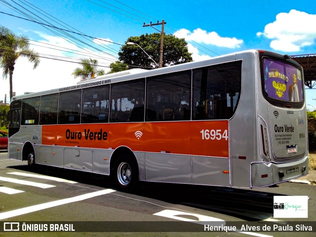 Auto Viação Ouro Verde 16954 na cidade de Sumaré, São Paulo, Brasil, por Henrique Alves de Paula Silva. Número da foto: #9535282.