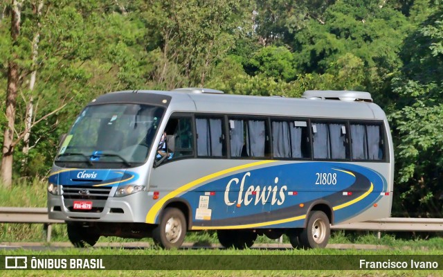 Viação Clewis 21808 na cidade de Ourinhos, São Paulo, Brasil, por Francisco Ivano. ID da foto: 9536916.