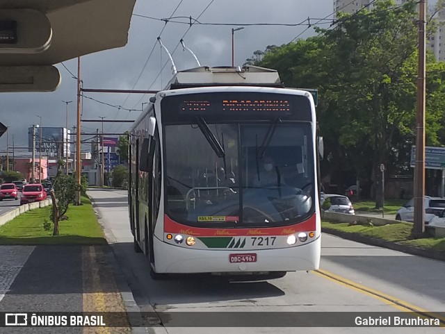 Metra - Sistema Metropolitano de Transporte 7217 na cidade de São Bernardo do Campo, São Paulo, Brasil, por Gabriel Brunhara. ID da foto: 9537293.