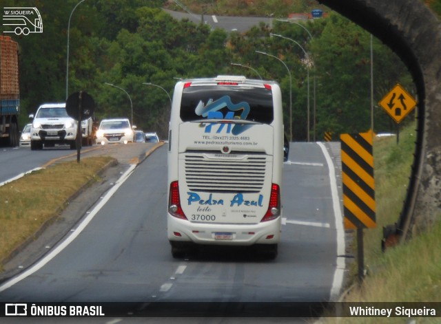 Pedra Azul Turismo 37000 na cidade de Serra, Espírito Santo, Brasil, por Whitiney Siqueira. Número da foto: #8613482.