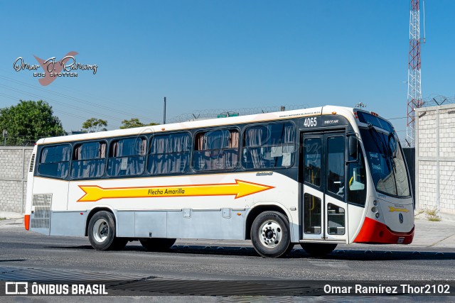 Flecha Amarilla 4065 na cidade de Querétaro, Querétaro, México, por Omar Ramírez Thor2102. ID da foto: 8639673.