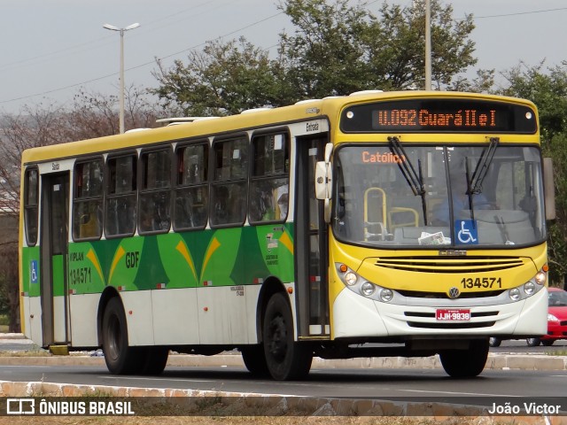 Viplan - Viação Planalto 134571 na cidade de Brasília, Distrito Federal, Brasil, por João Victor. ID da foto: 8648028.