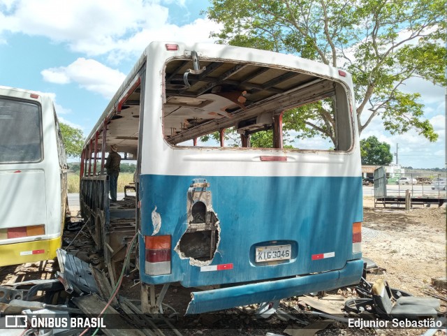 Ônibus Particulares 3046 na cidade de Carpina, Pernambuco, Brasil, por Edjunior Sebastião. ID da foto: 8646317.