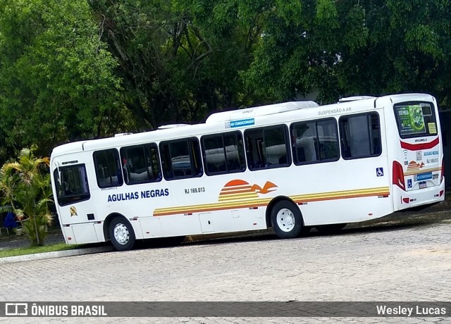 Viação Agulhas Negras RJ 169.013 na cidade de Volta Redonda, Rio de Janeiro, Brasil, por Wesley Lucas. ID da foto: 8645966.