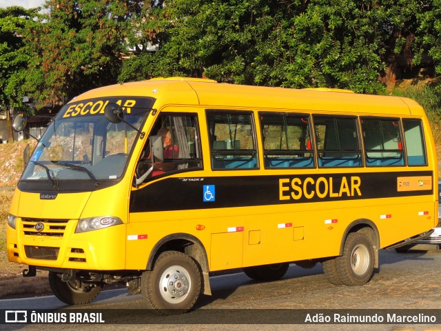 Escolares escolarbus na cidade de Belo Horizonte, Minas Gerais, Brasil, por Adão Raimundo Marcelino. ID da foto: 8650944.