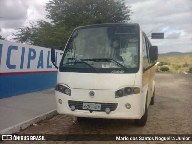 Escolares 1103 na cidade de Piritiba, Bahia, Brasil, por Mario dos Santos Nogueira Junior. ID da foto: 8651371.