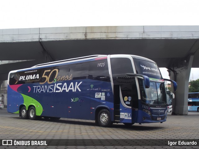Trans Isaak Turismo 1925 na cidade de Belo Horizonte, Minas Gerais, Brasil, por Igor Eduardo. Número da foto: #8652550.