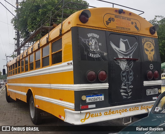 Ônibus Particulares 1001 na cidade de Duque de Caxias, Rio de Janeiro, Brasil, por Rafael Rayden. ID da foto: 8653931.