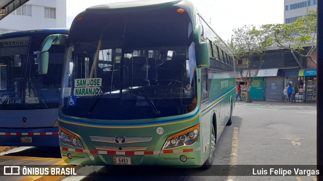 Transportes Naranjo X19 na cidade de San José, San José, Costa Rica, por Luis Felipe Vargas. ID da foto: 8654367.