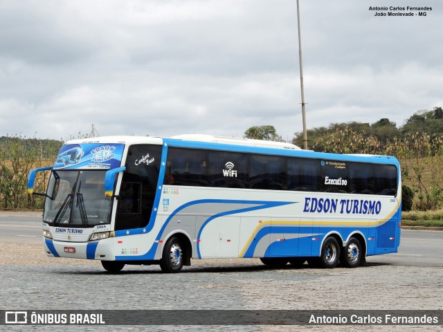 Edson Turismo 2005 na cidade de João Monlevade, Minas Gerais, Brasil, por Antonio Carlos Fernandes. Número da foto: #8657544.