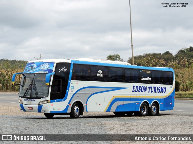 Edson Turismo 2005 na cidade de João Monlevade, Minas Gerais, Brasil, por Antonio Carlos Fernandes. ID da foto: 8657544.