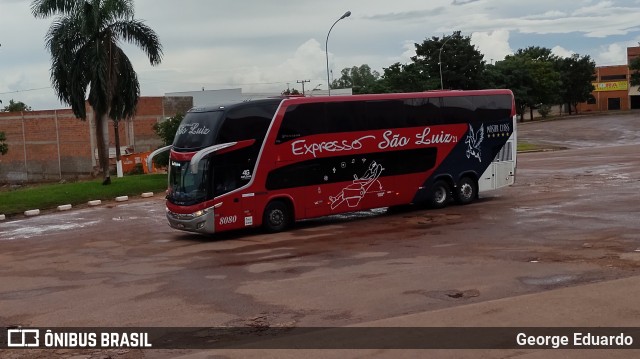 Expresso São Luiz 8080 na cidade de Rondonópolis, Mato Grosso, Brasil, por George Eduardo. Número da foto: #8660006.