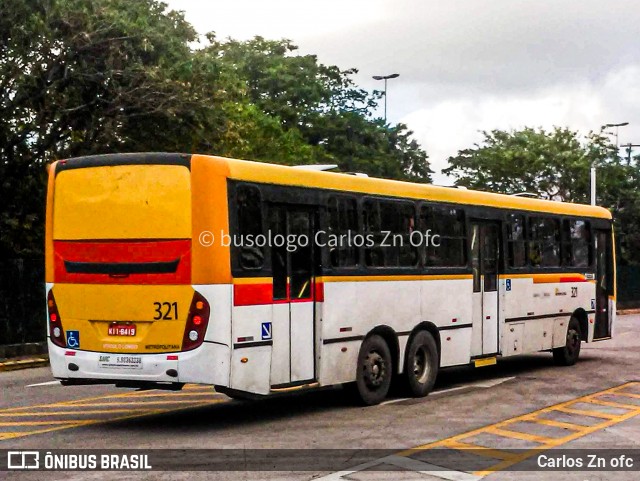 Empresa Metropolitana 321 na cidade de Jaboatão dos Guararapes, Pernambuco, Brasil, por Carlos Zn ofc. ID da foto: 8659831.