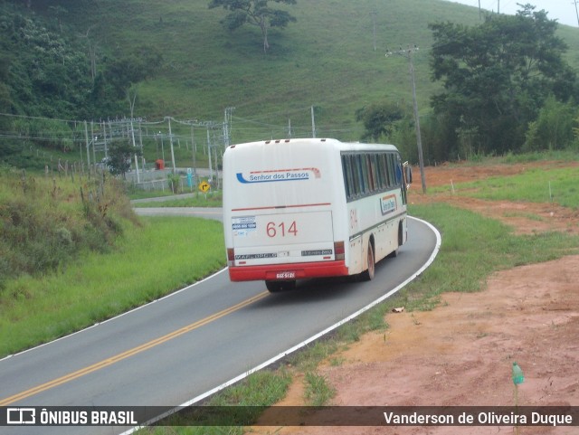 Viação Senhor dos Passos 614 na cidade de Valença, Rio de Janeiro, Brasil, por Vanderson de Oliveira Duque. ID da foto: 8660107.