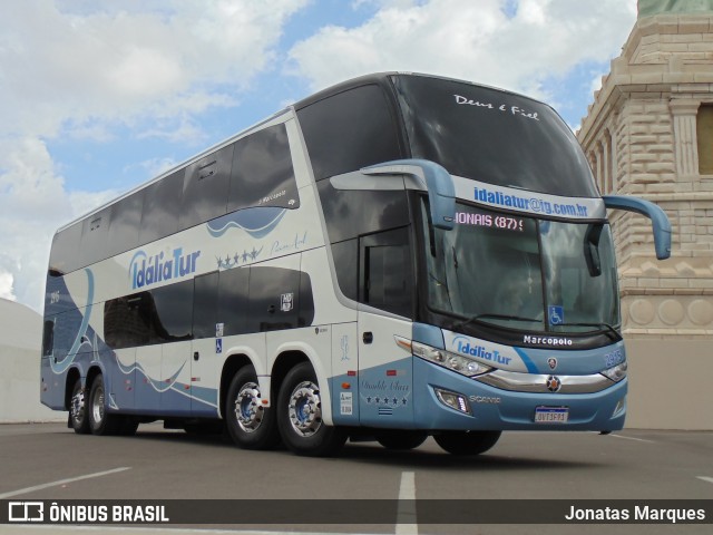Idália Tur 2915 na cidade de Petrolina, Pernambuco, Brasil, por Jonatas Marques. Número da foto: #8660434.