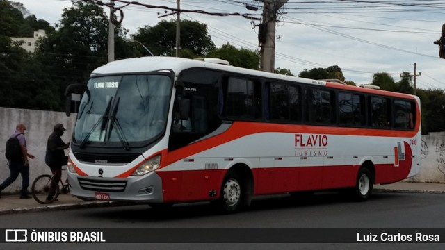 Flavio Turismo 7400 na cidade de Juiz de Fora, Minas Gerais, Brasil, por Luiz Carlos Rosa. ID da foto: 8665283.