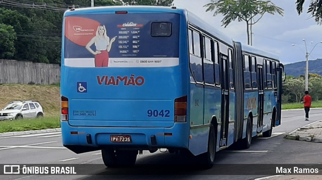 Empresa de Transporte Coletivo Viamão 9042 na cidade de Viamão, Rio Grande do Sul, Brasil, por Max Ramos. Número da foto: #8663012.