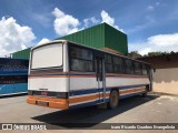 Ônibus Particulares 12 na cidade de Paraopeba, Minas Gerais, Brasil, por Icaro Ricardo Quadros Evangelista. Número da foto: #8663890.