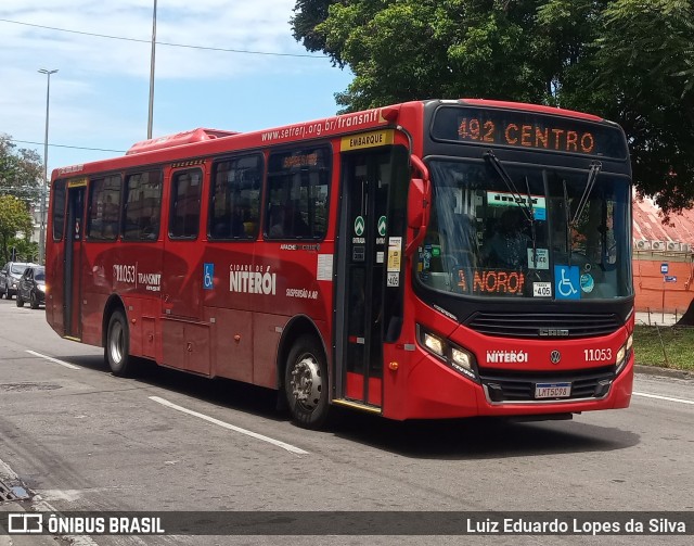 Auto Lotação Ingá 1.1.053 na cidade de Niterói, Rio de Janeiro, Brasil, por Luiz Eduardo Lopes da Silva. Número da foto: #8667208.