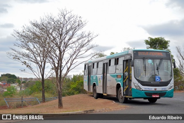 Transporte Urbano São Miguel 2133 na cidade de Uberlândia, Minas Gerais, Brasil, por Eduardo Ribeiro. ID da foto: 8670408.